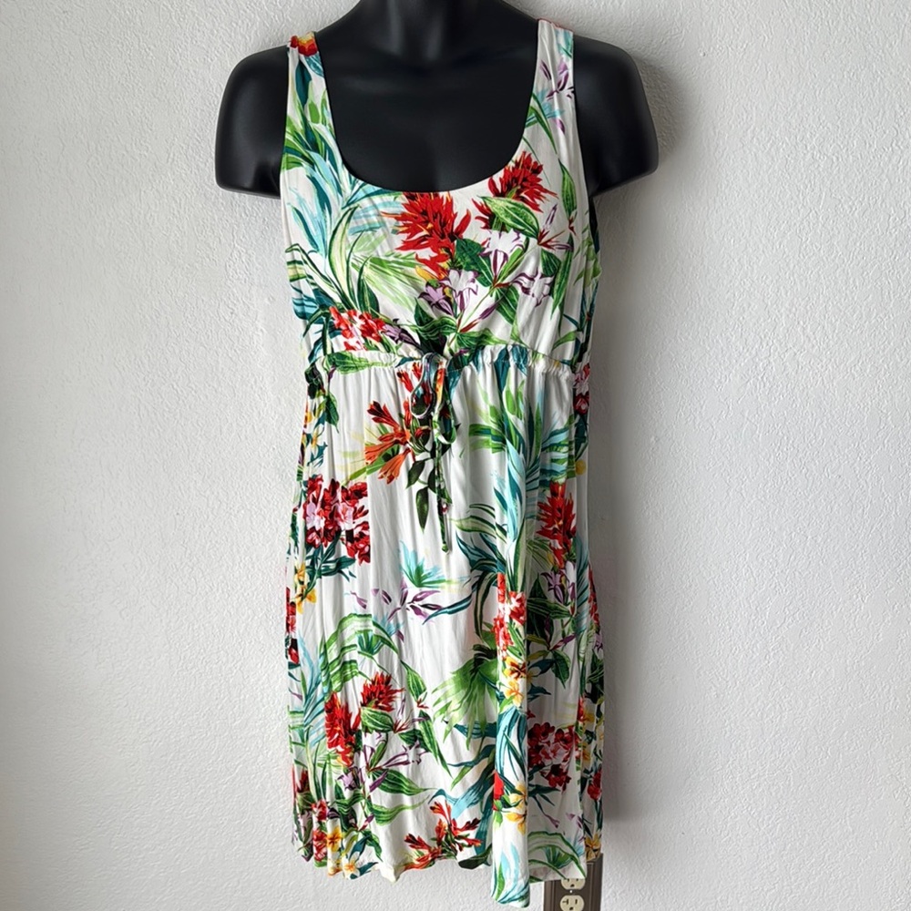 RJC Hawaiian Floral‎ Pattern Dress